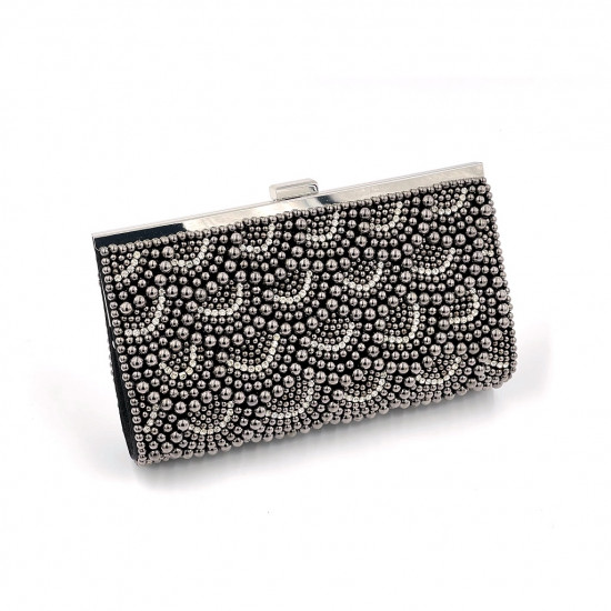 NO.8 Black Pearl Clutch